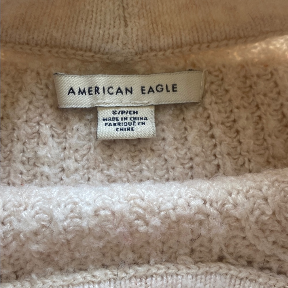 American Eagle Outfitters Cream Cozy Sweater Size Small - Picture 2 of 4